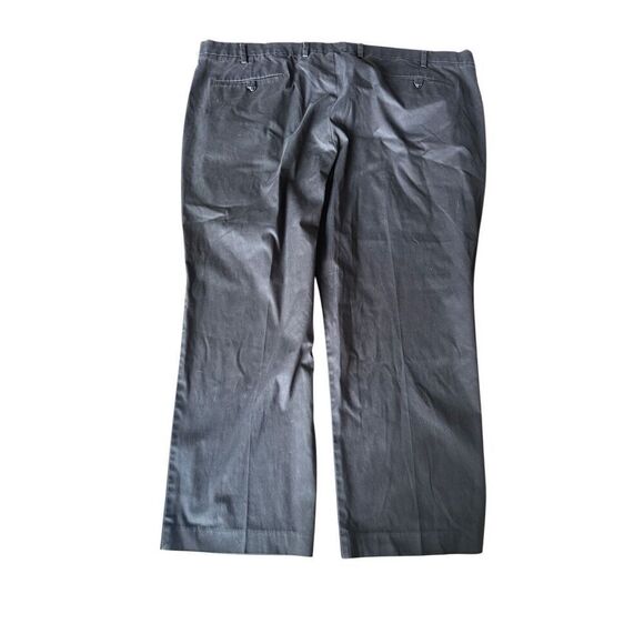 Dockers Men's black Classic Fit Workday Khaki - Picture 2 of 6